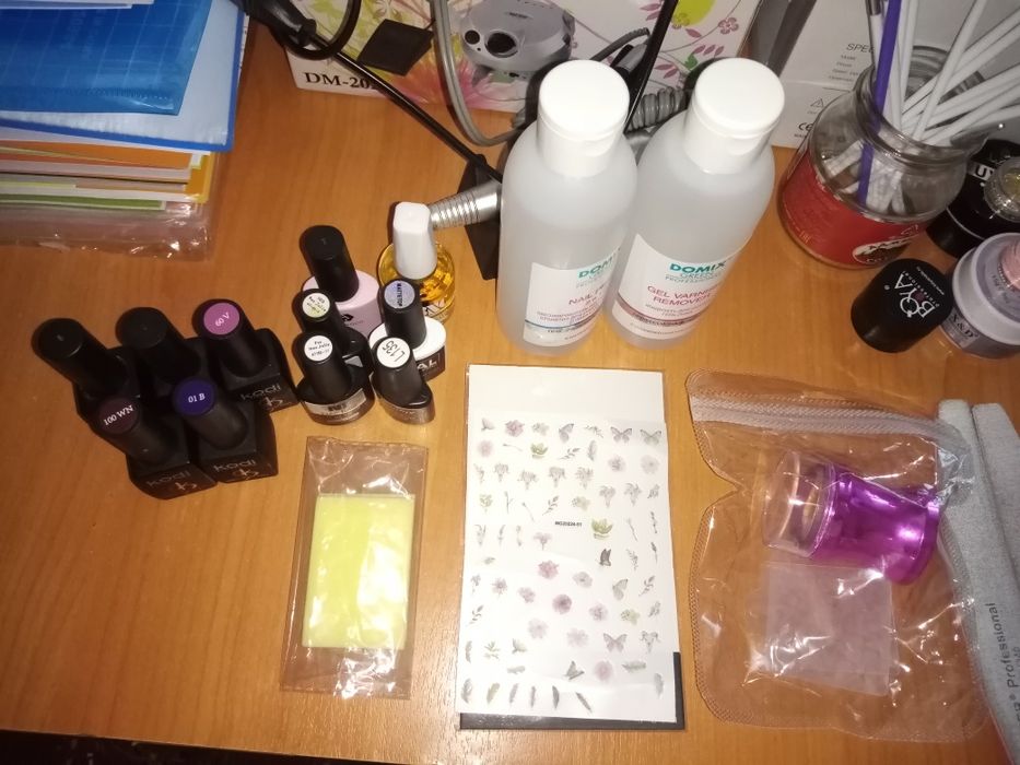 Продам маникюрный набор для начинающих