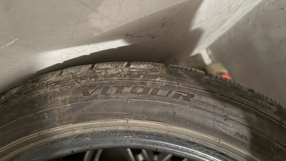 Зимни гуми Vitour Ice Line 245/45/18