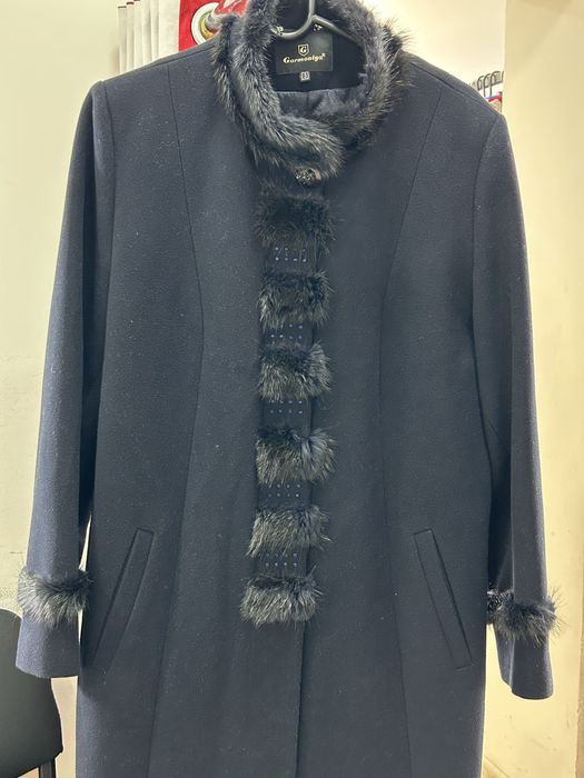 Продам пальто женское 54 р