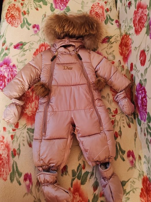 Продам детский зимний комбинезон