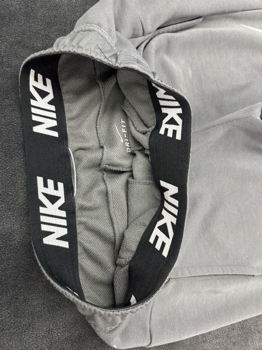 Долнище анцунг Nike размер S