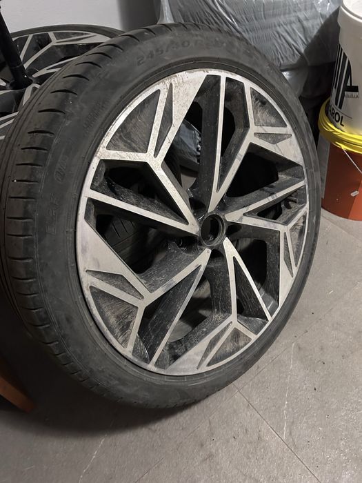 Jante echipate complet originale Hyundai Ioniq 6