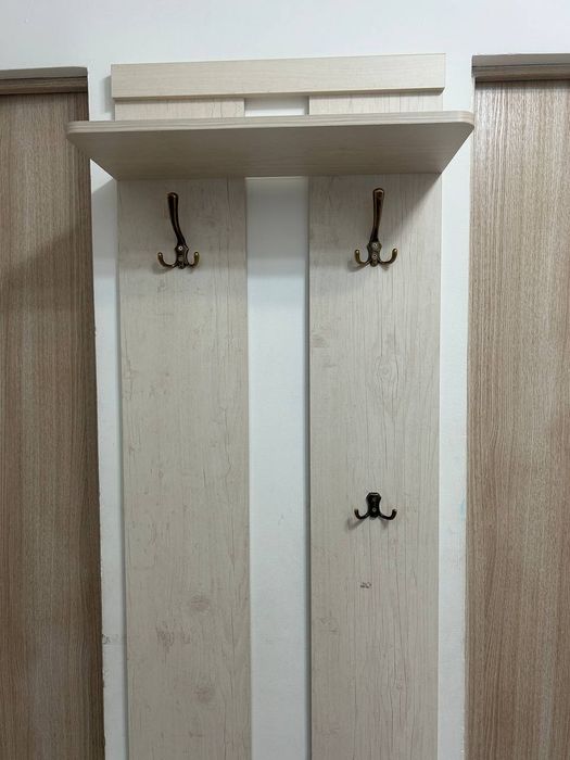 Вешалка настенная прихожая