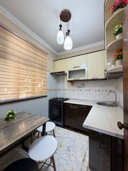 Чиланзар -11 кв 3/3/4. 65м2 Срочно Продам квартиру Срочно