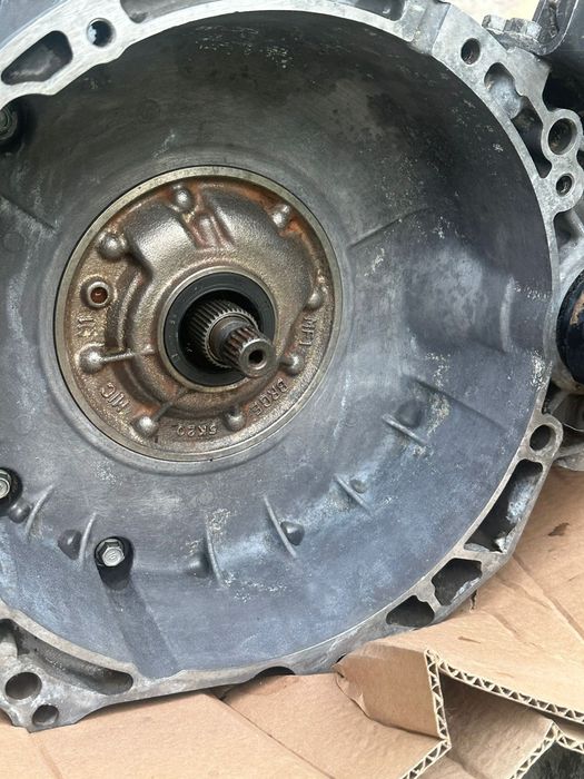 Коробка от  хюндай санаты 2012