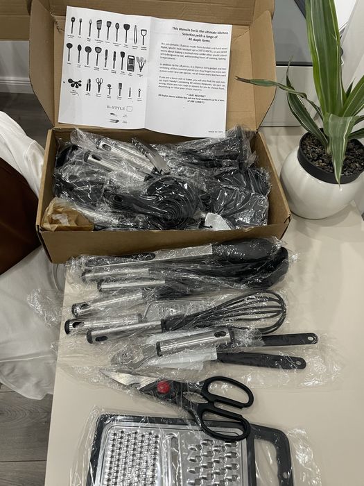 Set ustensile bucatarie