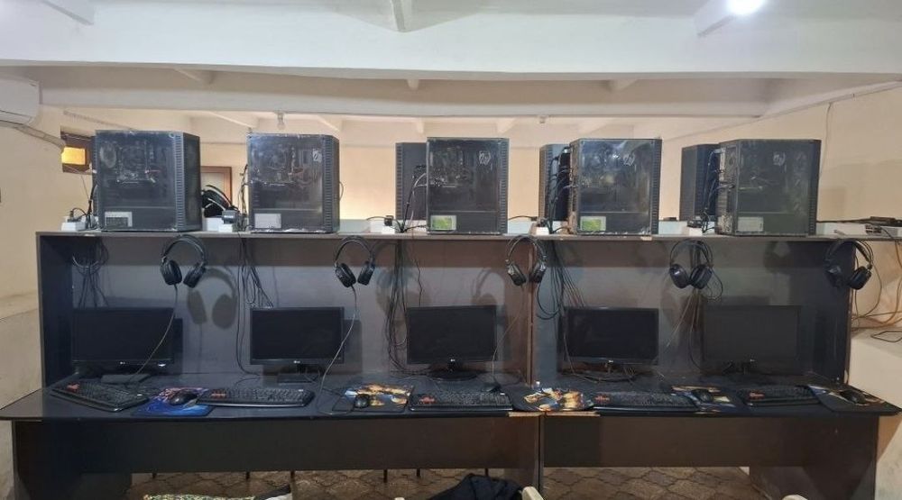 Srochni komputer hona sotiladi