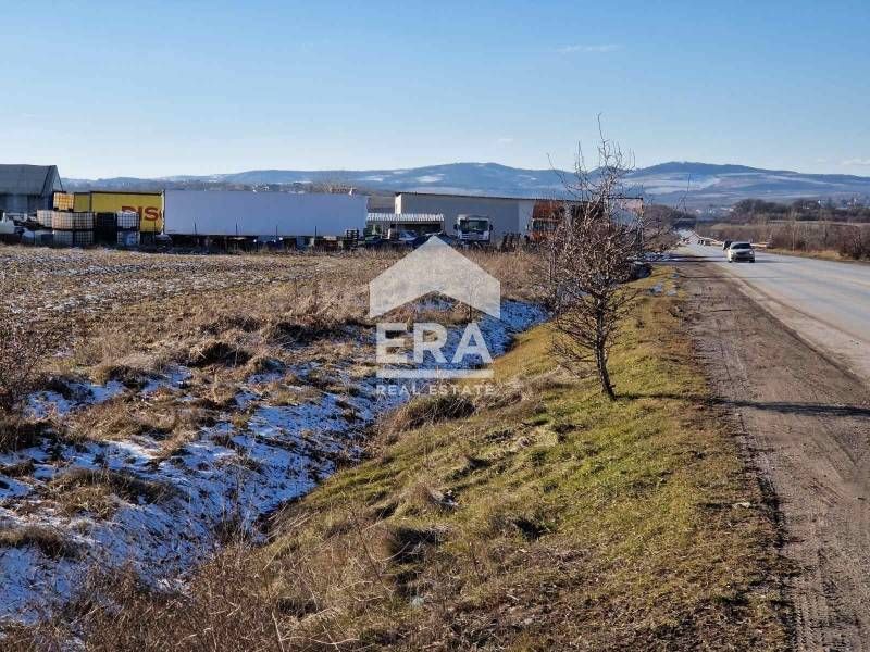 Ера Тера продава парцел до Околовръстен път!