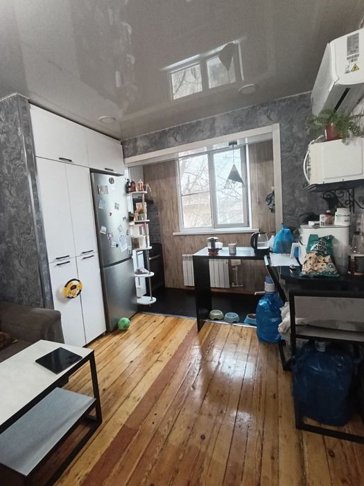 продается чиланзар 24 квартал 2*3/5/5