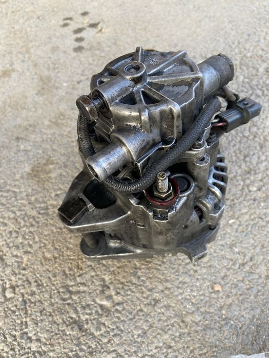 Гениратор 4d56 Митсубиси Делика