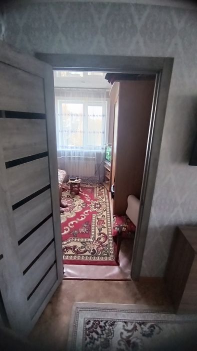 Продам 3 ком квартиру улучшенка