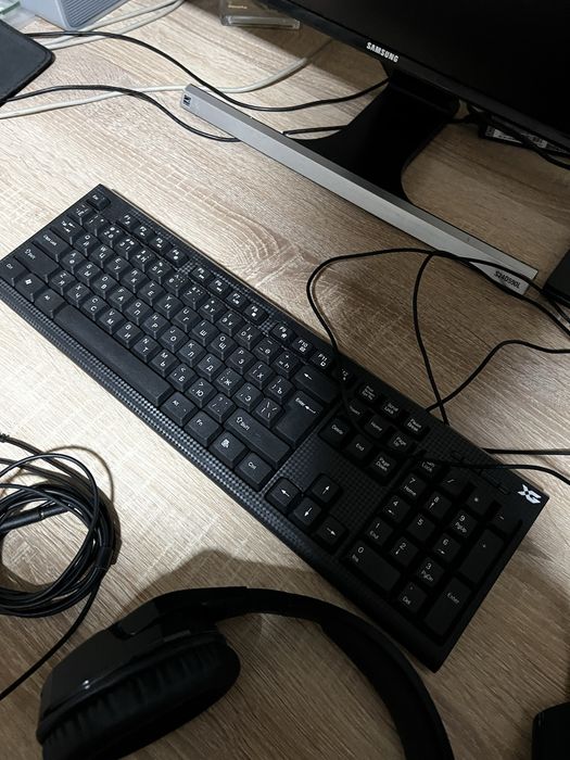 Нушники hyperX g102