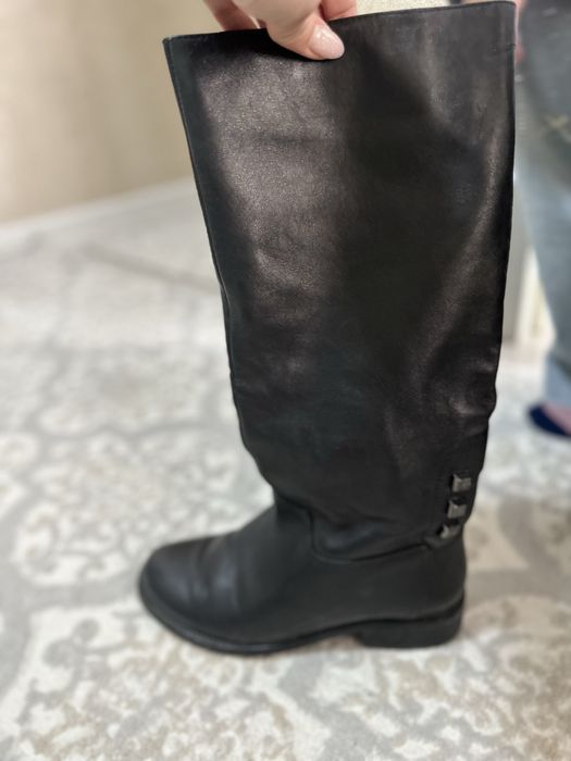 Продаю женские обуви