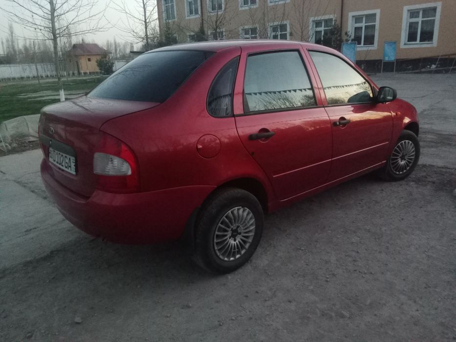 ВАЗ Калина сотилади 1118