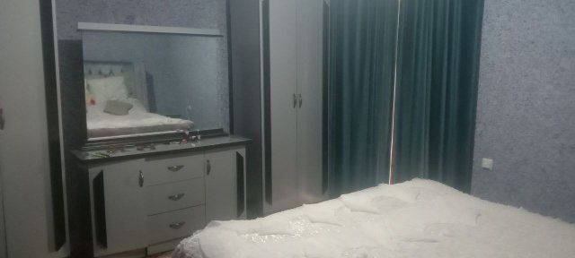 Uy sotiladi srochna nurafshon qorasuvda