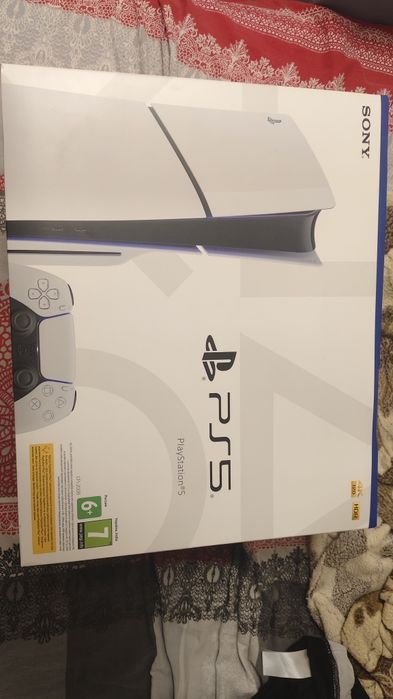 Продам Playstation 5 slim