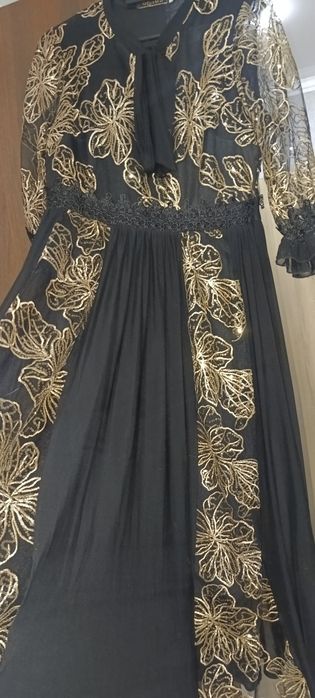 Нарядное платье по символическую цену