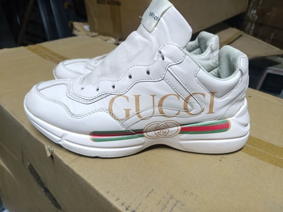 GUCHI Фирмани красофкаси жуда мустахкам итальянский