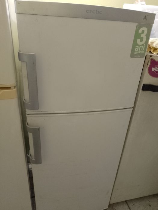 Frigider 2 uși funcțional