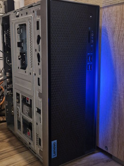 Vând PC light Gaming