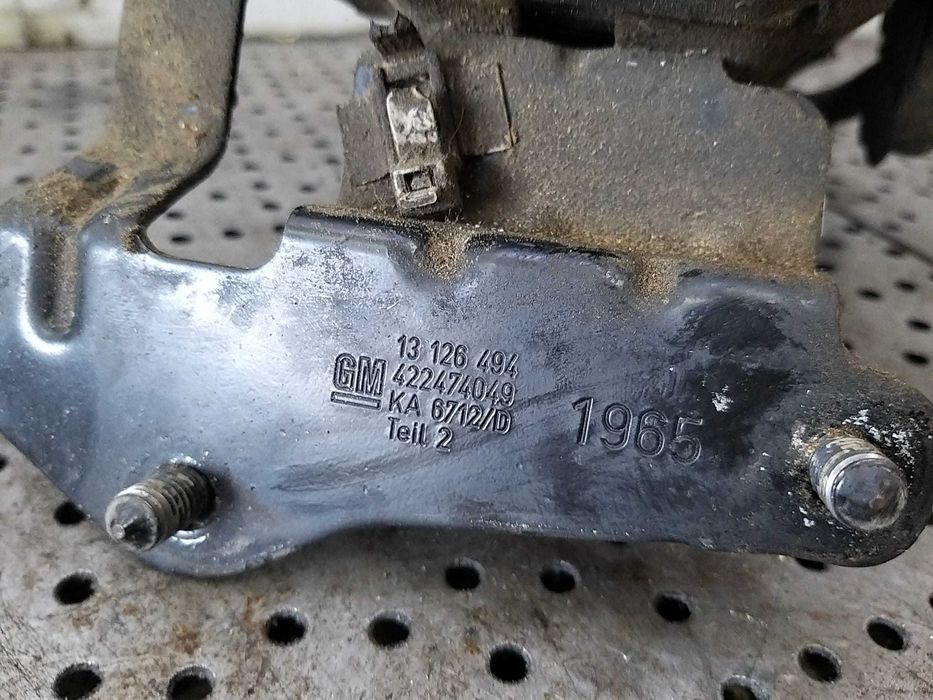 Carcasa filtru combustibil 1.9 cdti opel zafira b 13126494