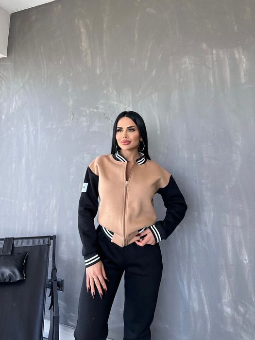 Дамски ватиран екип.