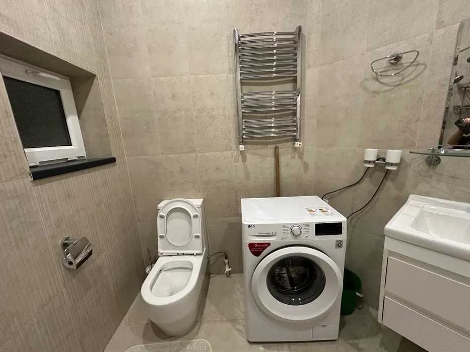 ул Бабура Сдаётся 2 ком квартира Ор-р Парк Бобур !! 378*