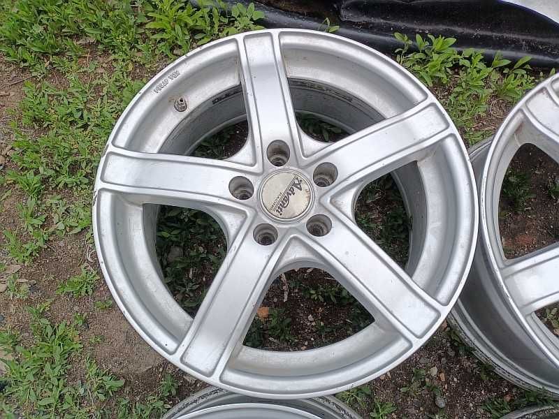 Продам оригинальные легкосплавные диски