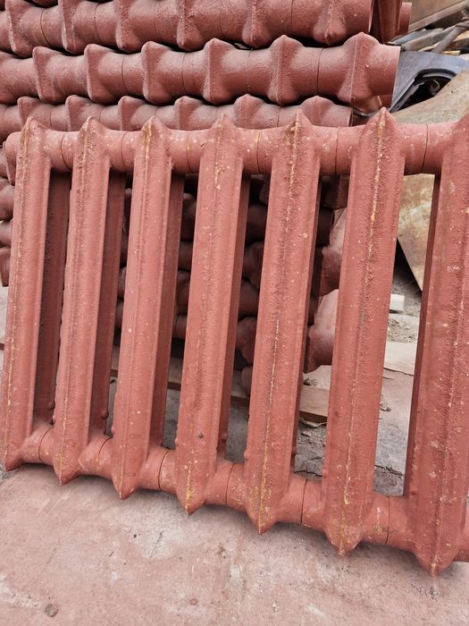 Батарей чугунные