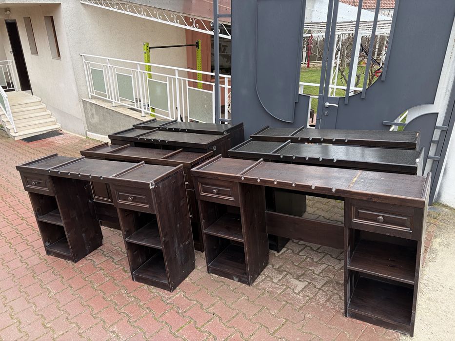 Фризьорски / бръснарски работни маси и огледала