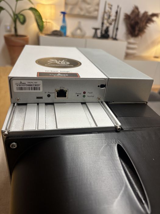 Bitmain ANTMINER S19J Pro 100th/S Bitcoin Miner