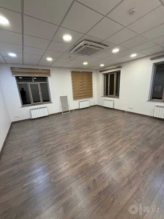 Срочно сдаётся помещение 40 м² в БЦ — Ташсельмаш, парк Ашхабад