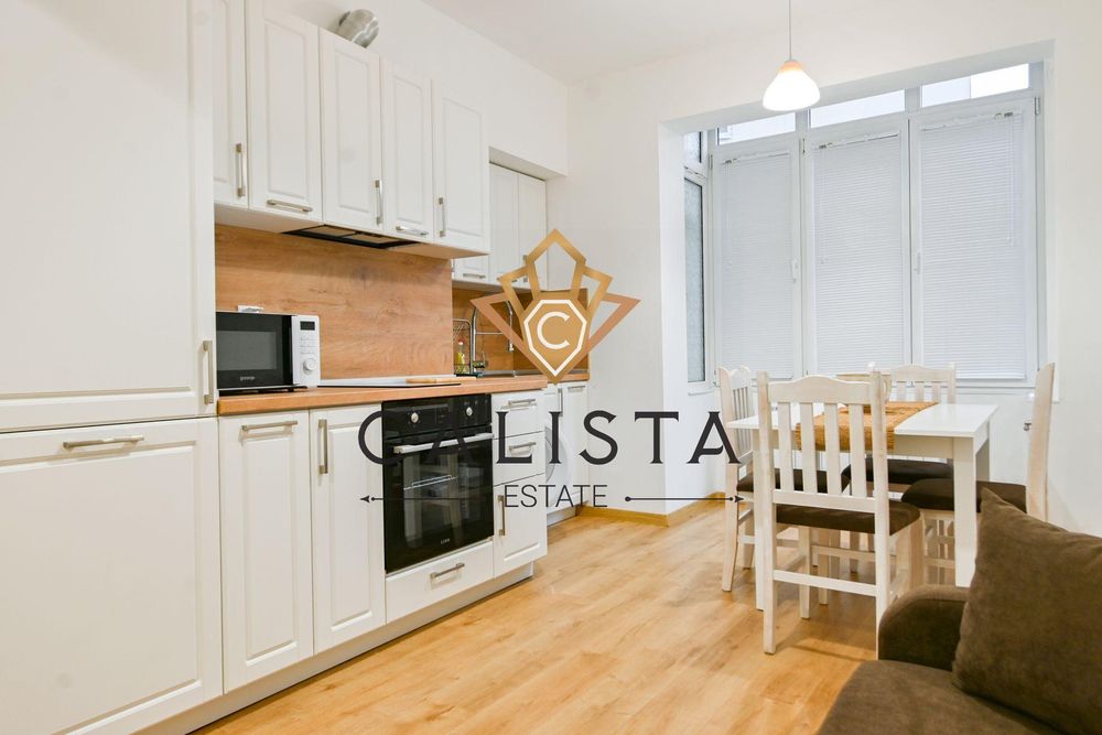 Дава се под наем Двустаен апартамент в София, Център - 46 кв.м за 776.73 € - Снимка #2