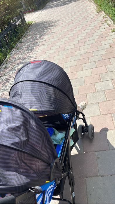 Продам коляску погодки прогулочные