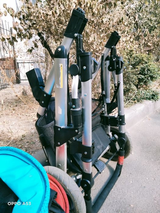 Коляска для двойни