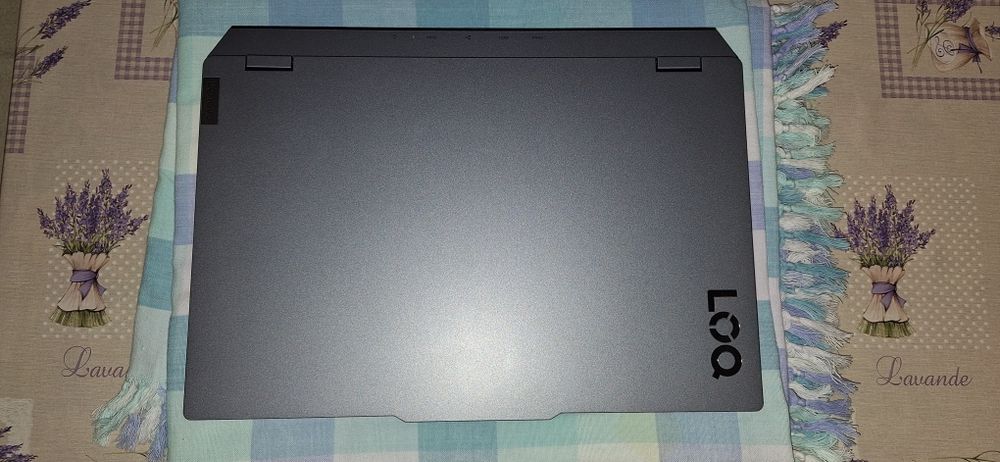 Laptop GAMING - Lenovo LOQ 15IAX9 (ca nou, in garantie )