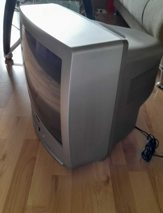 Телевиэор SAMSUNG 20"