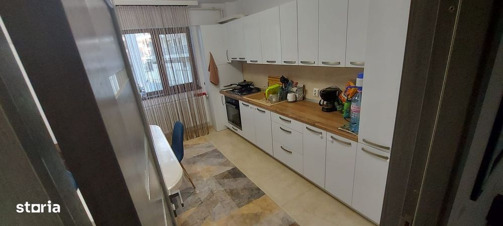 Apartament 3 camere Bloc Nou