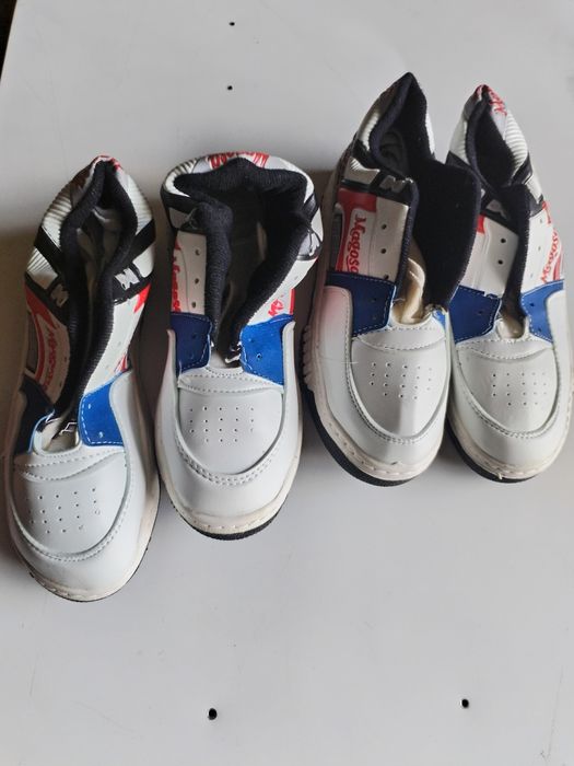 Кроссовки белыеее