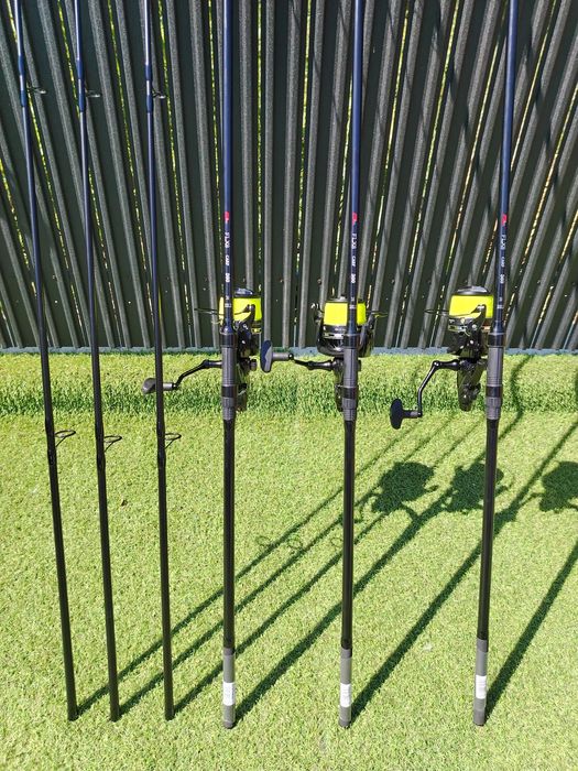 SET 3 Lansete FL Flx 8 CARP 3.60m,2 tronsoane + 3 Mulinete FL BLACK FO