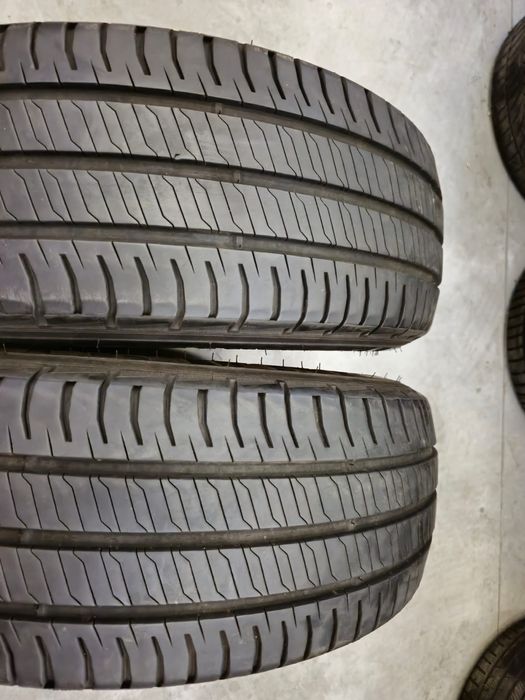 2 anvelope vara Kleber 225 65 16C aproape noi