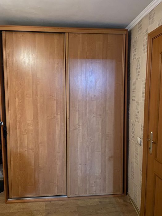 Продам шкаф-купе для прихожей