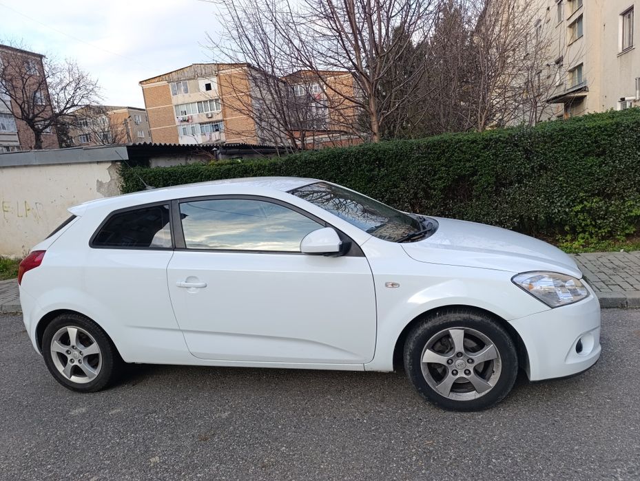 Vând KIA automată în stare foarte bună