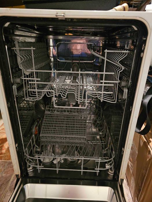 съдомиялна, AEG/Electrolux