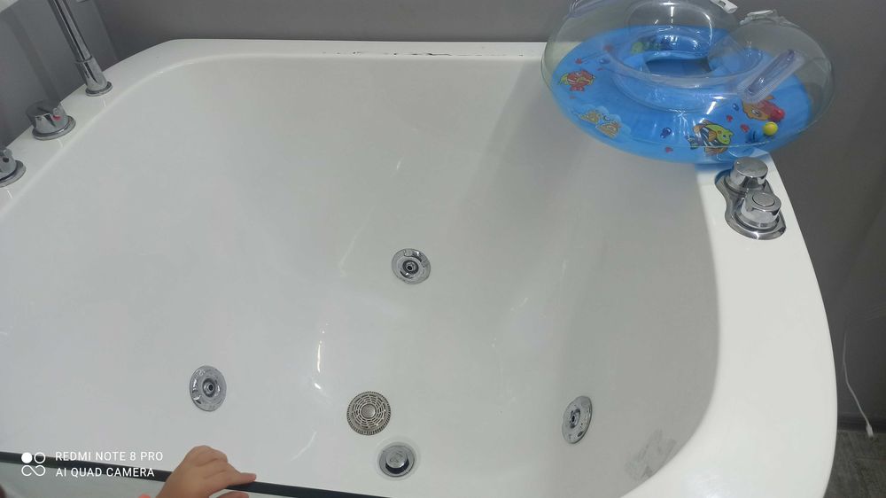 Gidrovanna,Bolajonlar Gidromassaj olishlari uchun