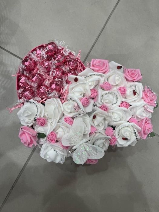 Ръчно направени подаръчни кутий.