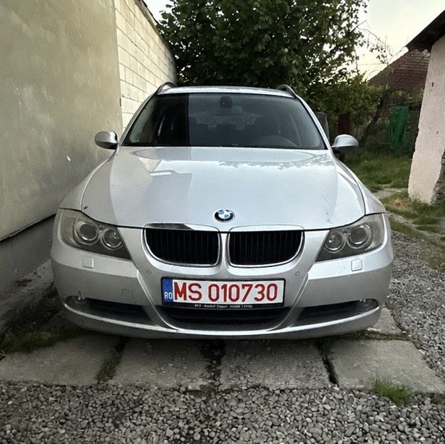 BMW 320D e91 2008 2.0 disel