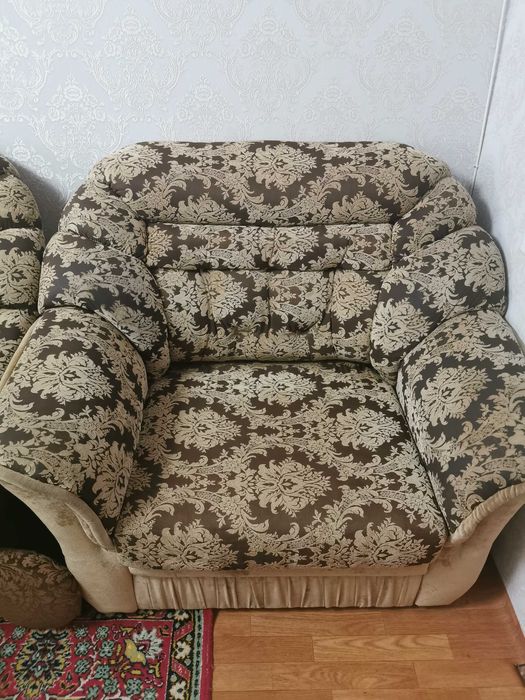 Продам диван +кресло