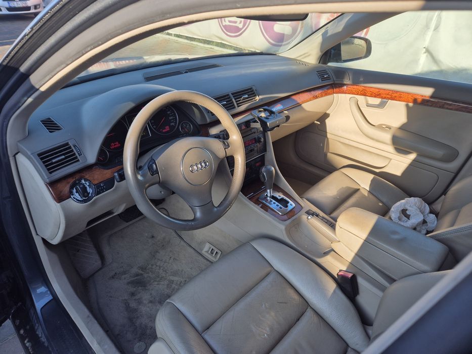 Vand audi a4 anu 2002 4×4