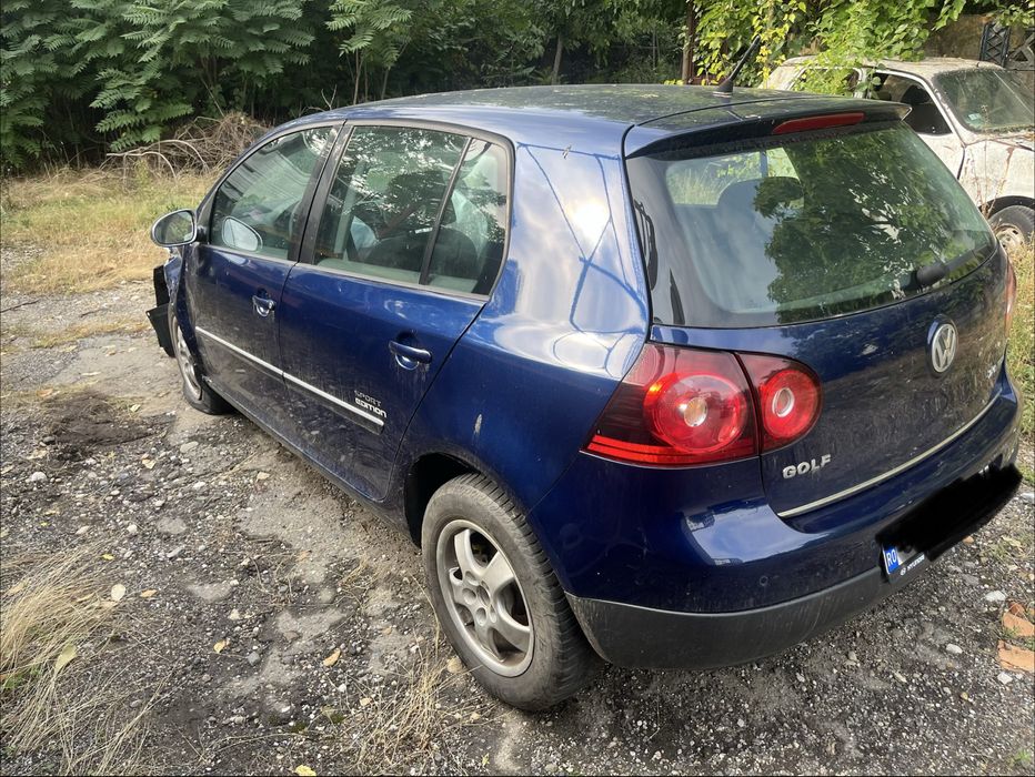 Golf 5 Edition Avariat 2.0 Tdi BMM motor perfect functional